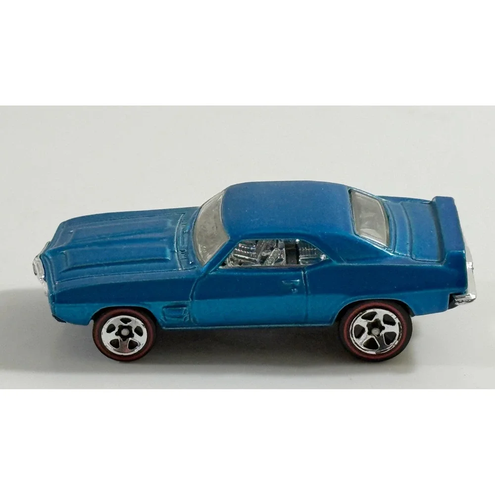 Hot Wheels '69 Firebird Kids 1:64 Blue Metallic Redline Wheels Muscle Car